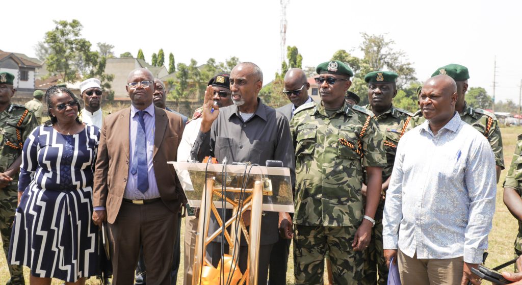 CEO Mr Abdi Mohamud, addressing the Press in Kisumu.